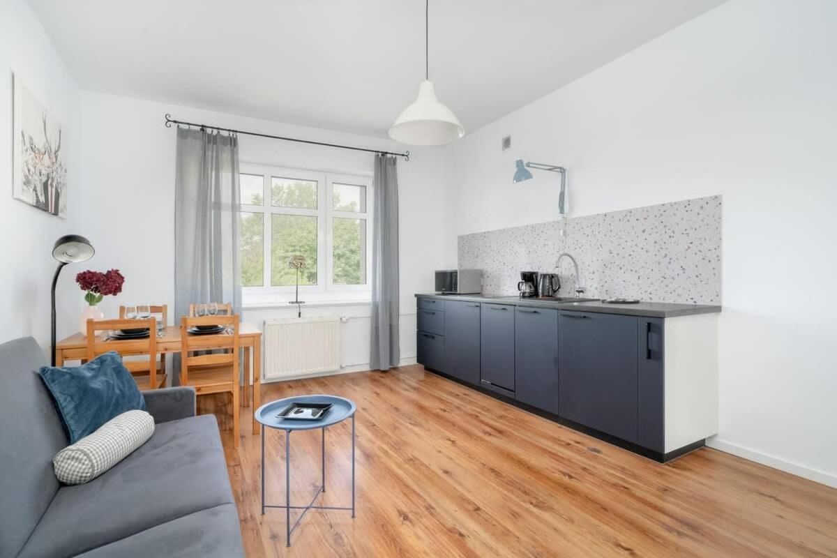Konarskiego Blisko Jeziora Maltanskiego By Renters Appartamento