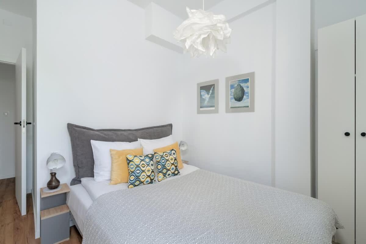 Konarskiego Blisko Jeziora Maltanskiego By Renters *